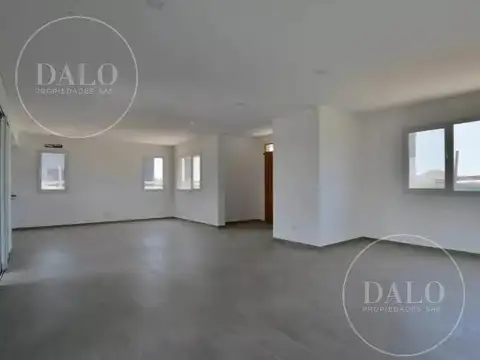 Casa en Alquiler de 3 dormitorios