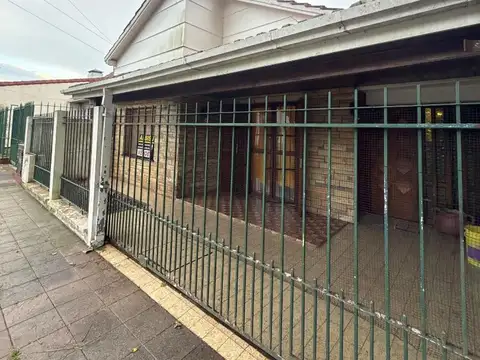 Casa en Venta en José Mármol, USD 120.000