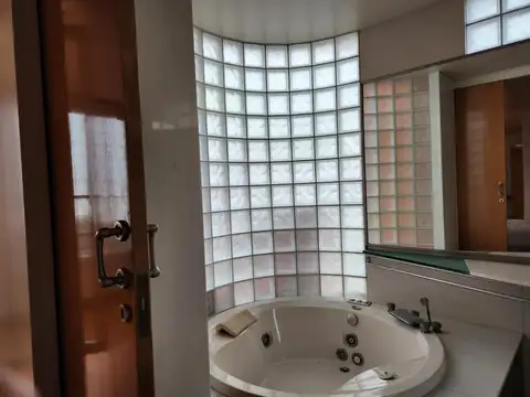 Departamento en Alquiler de 11 ambientes