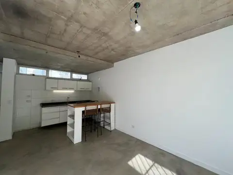 Departamento en Alquiler en Colegiales, $ 900.000