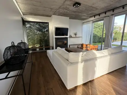 Casa en Alquiler Temporal de 5 dormitorios