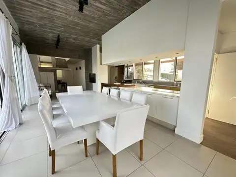 Casa en Alquiler Temporal en Mar Del Plata, USD 800