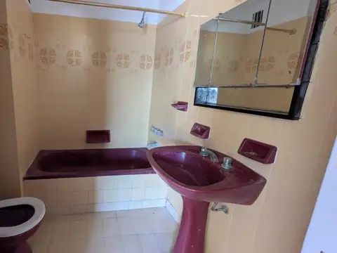 Departamento 3 ambientes con 1 baño