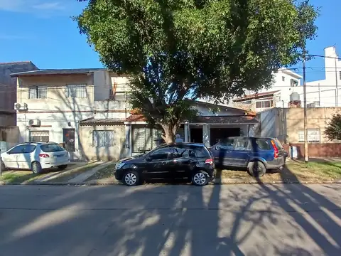Casa - Alquiler - Argentina, Morón - Stephenson 2874