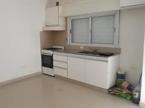 Martín De Alzaga 3100, Piso PB