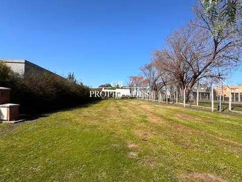 Venta de Lote en Santa Elena, Pilar