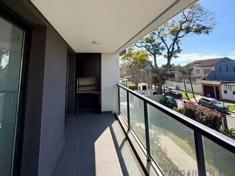 Departamento 4 ambientes con 3 baños