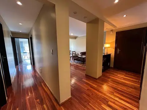 Departamento 4 ambientes con 3 baños