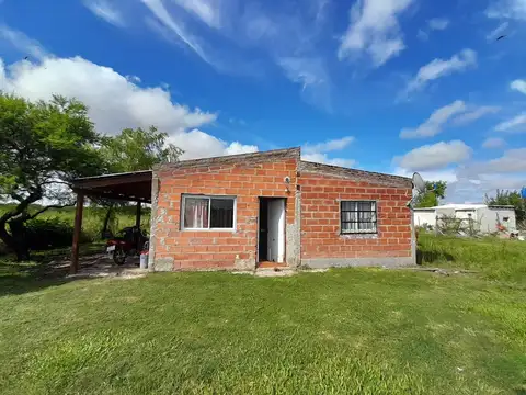 VENDO CASA EN ARROYO VEGA, ESQUINA, CORRIENTES!