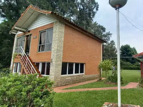 Casa 3 ambientes con 2 baños