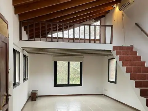 Depto Tipo Casa en Venta con 1