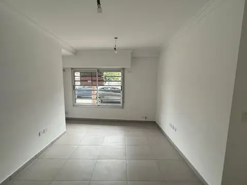 Nueva York 4900, Piso PB