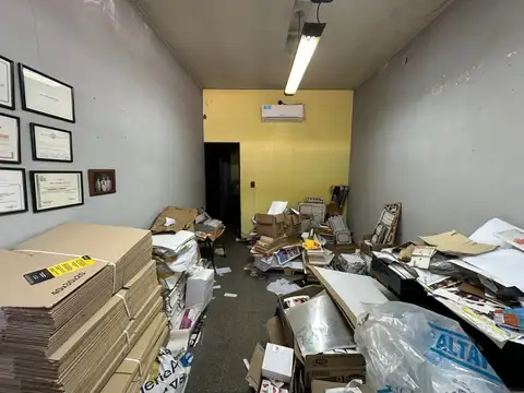 Local en Venta en Bernal Oeste, USD 40.000