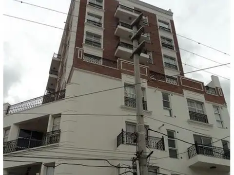 Departamento 4 ambientes con 3 baños