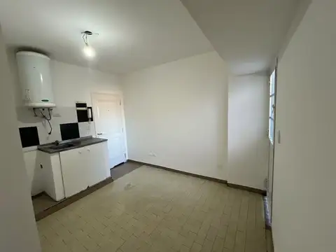 Depto Tipo Casa en Alquiler de 3 ambientes