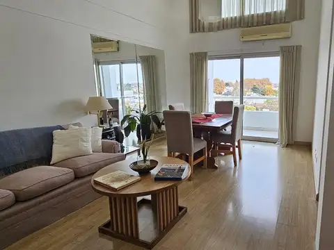 Departamento de 3 ambientes con balcón en Olivos