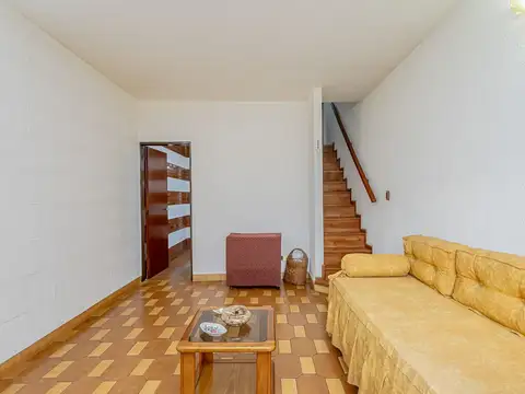 VENTA DUPLEX 3 AMB HAEDO COCHERA  APTO CREDITO