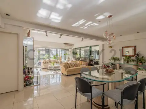 Departamento en Venta de 5 ambientes