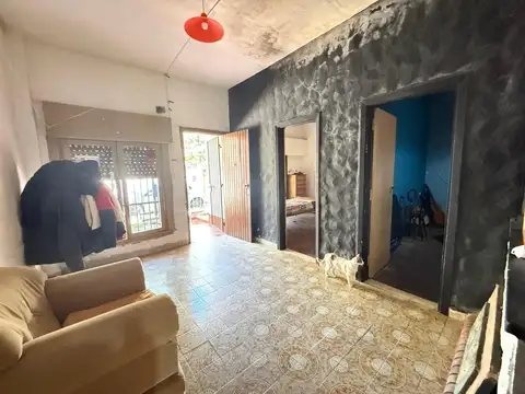 Casa 3 ambientes con 1 baño
