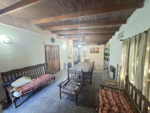 Casa 4 ambientes con 1 baño
