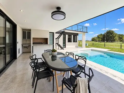 Casa en Alquiler de 5 dormitorios