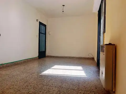 Depto Tipo Casa en Venta en Tolosa, USD 26.000