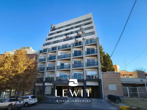 VENTA DEPTO 1 DORM CON COCHERA Y BALCÓN