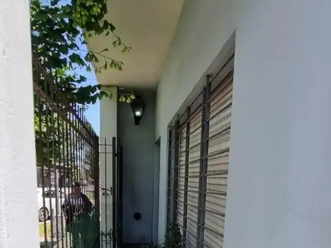 Depto Tipo Casa en Alquiler de 2 ambientes