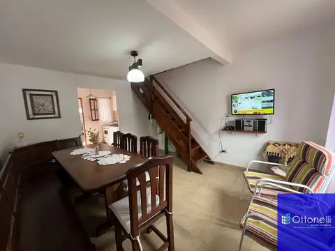 Casa 3 ambientes con 2 baños