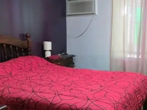 Casa Chalet  en Venta en El Palomar, Morón, G.B.A. Zona Oeste