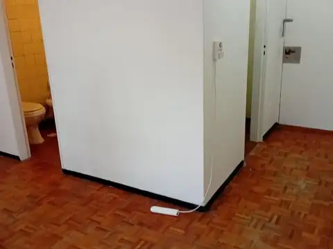 1 AMBIENTE- A MTS DE AV. ENTRE RÍOS Y SUBTE A- LUMININOS0!