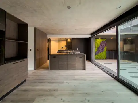 DEPARTAMENTO 2 DORMITORIOS C/ PATIO Y PARRILLERO EXCLUSIVO EN MARTIN EN VENTA