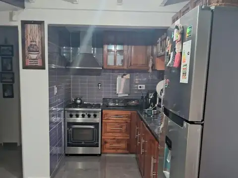 Casa 5 ambientes con 3 baños