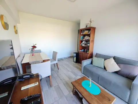 Hermoso 3 ambientes refaccionado con vista abierta 