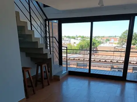 DEPARTAMENTO CON COCHERA EN VENTA EN ZONA CENTRO