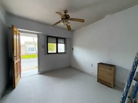 Depto Tipo Casa 4 ambientes con 2 baños