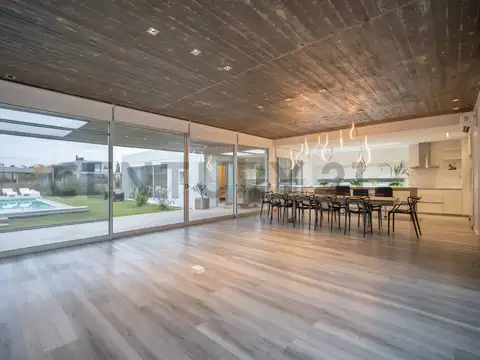 COUNTRY LOMAS DE CITY BELL CASA EN VENTA
