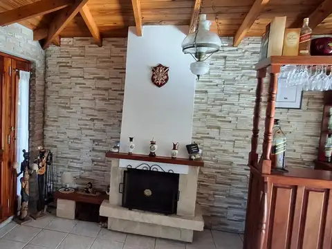 CASA EN VENTA EN COUNTRY MASCHWITZ CLUB