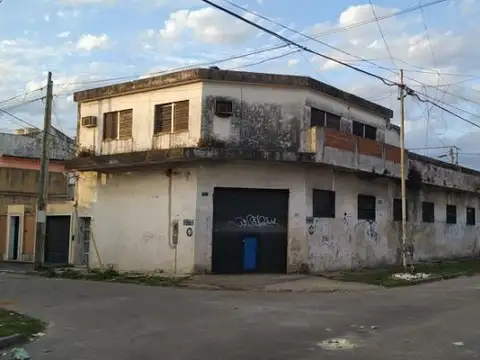 VENTA GALPON/DEPOSITO CON VIVIENDA  390 M2 VALENTIN ALSINA LANUS