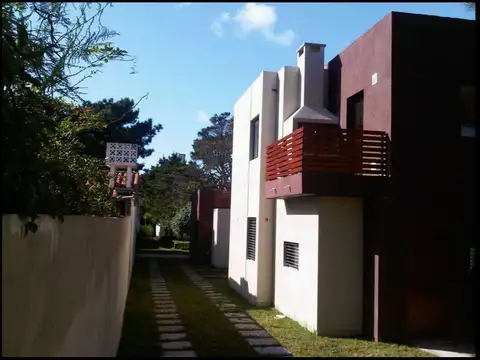 SAN JUAN al 5400 casi Santa Fé (Pinar)