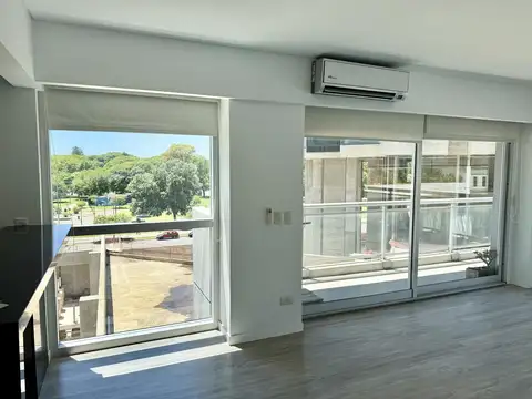 Oficina Monoambiente con 2 baños