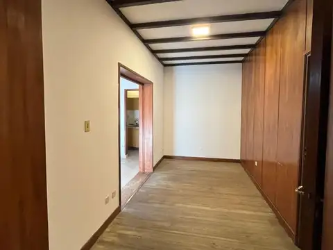 Casa 2 ambientes con 1 baño