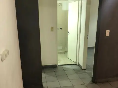 Sarmiento 2000, Piso PB