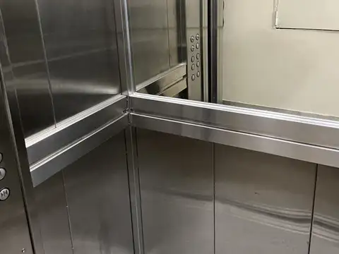 Depto Tipo Casa en Venta de 5 ambientes