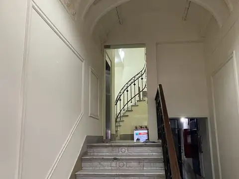 Depto Tipo Casa 5 ambientes con 2 baños