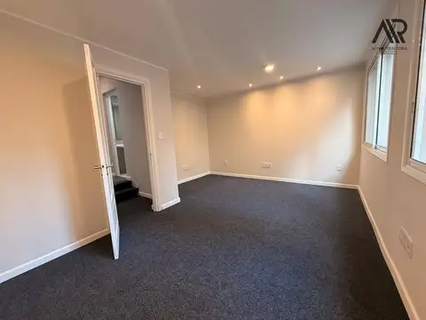 Alquiler de oficinas en Barrio Buceo, a pasos del mar.