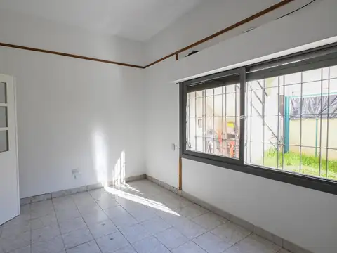 Depto Tipo Casa en Venta 51 años