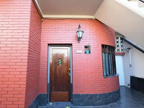 VENTA PH 3 AMBIENTES CON JARDIN SAAVEDRA