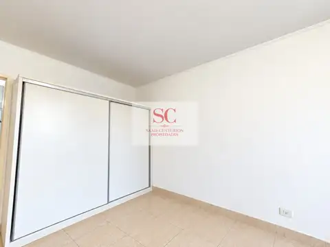 Departamento en Alquiler en Villa Luzuriaga, $ 400.000