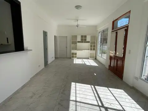 Casa en Venta en Carlos Spegazzini, USD 123.000